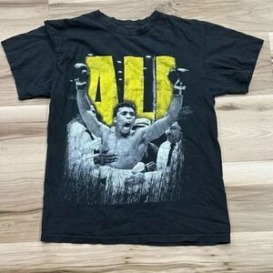 Muhammad Ali Black Graphic Tee Shirt Women’s Small